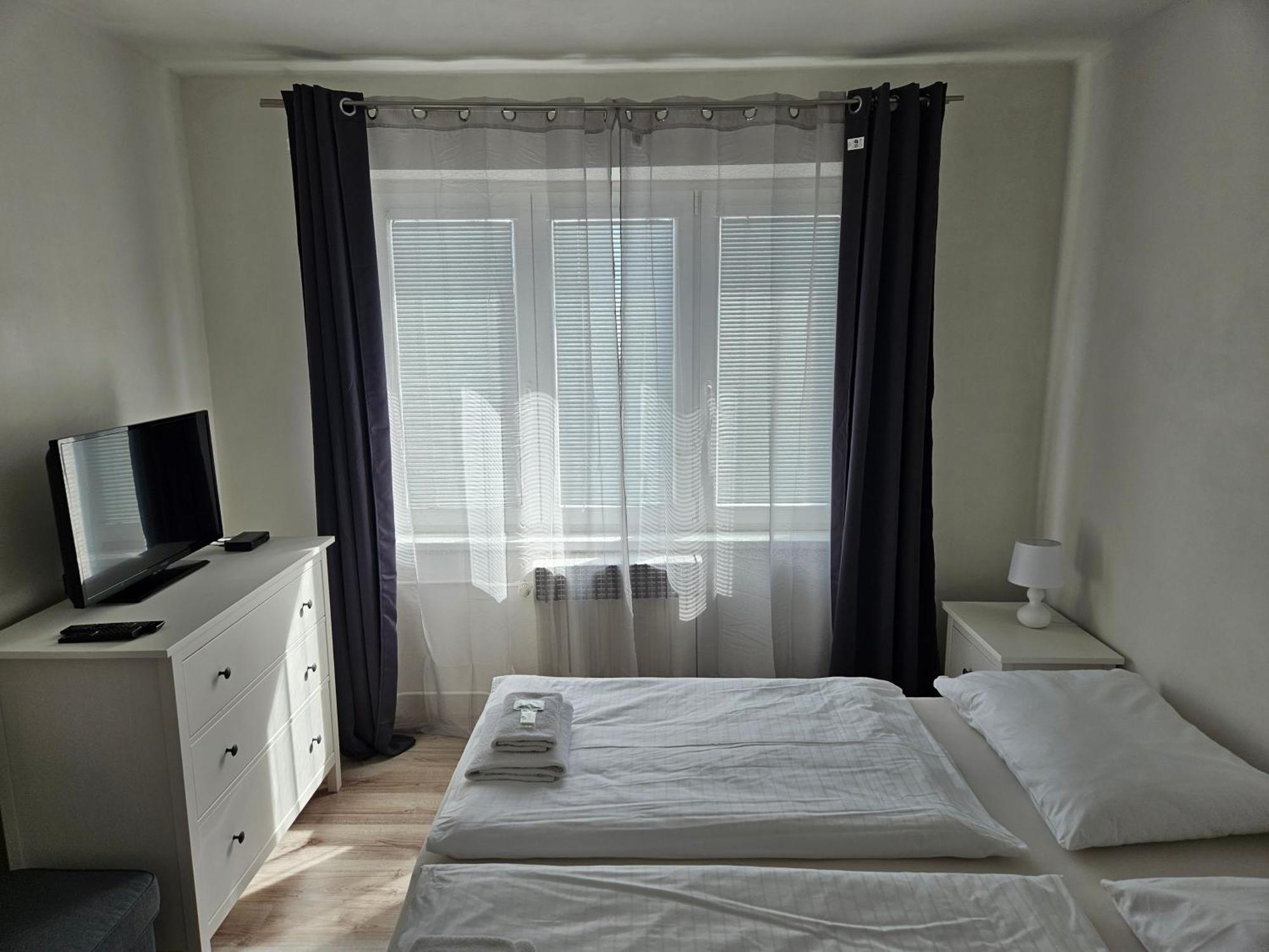 Hotel Union Лоуни Стая снимка