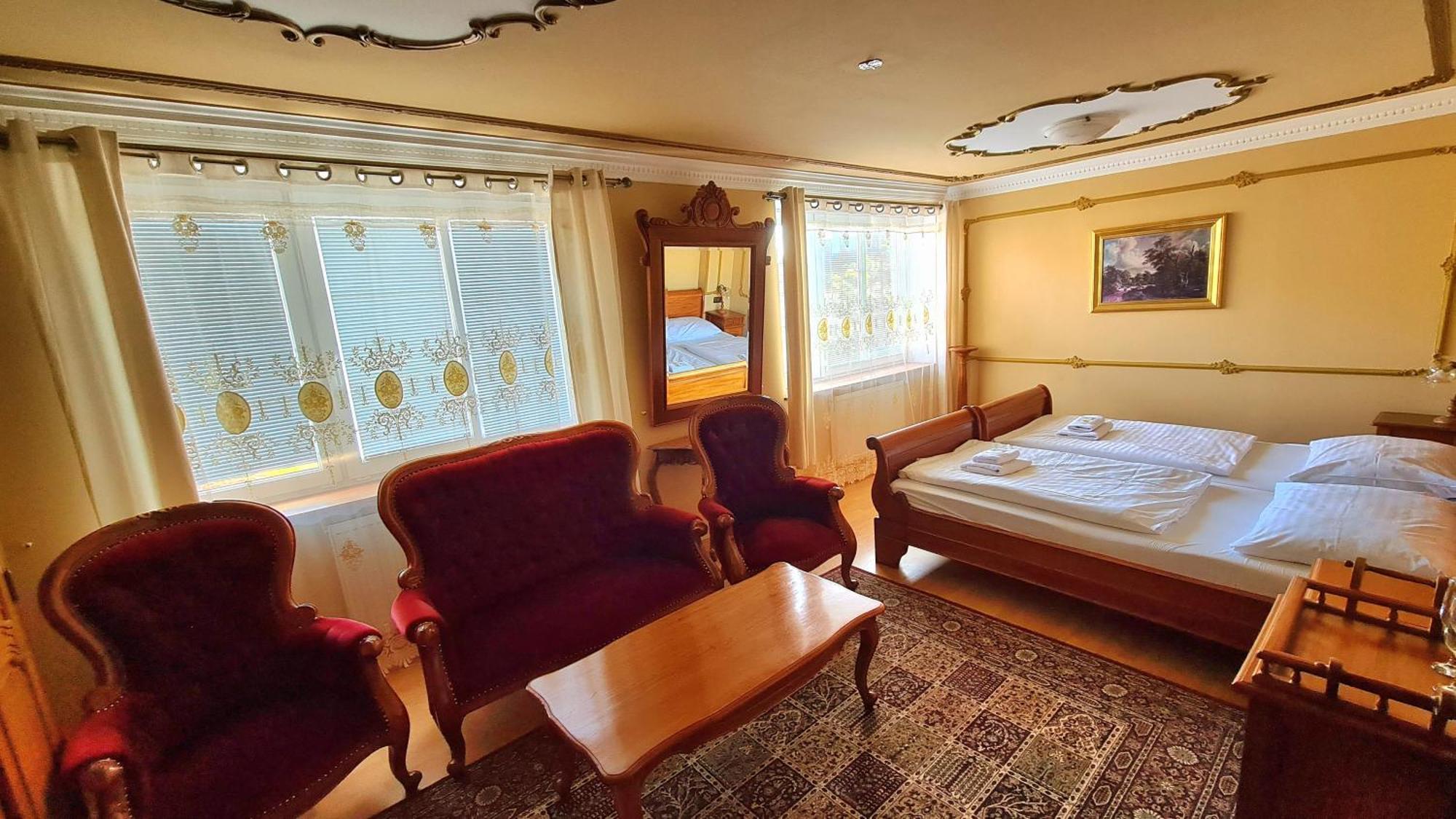 Hotel Union Лоуни Стая снимка