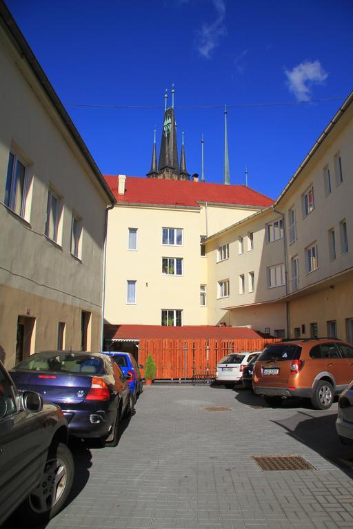 Hotel Union Лоуни Екстериор снимка