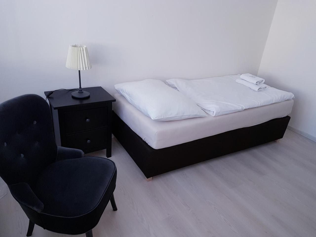 Hotel Union Лоуни Екстериор снимка
